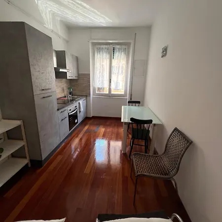 Casa Herrera * Genua